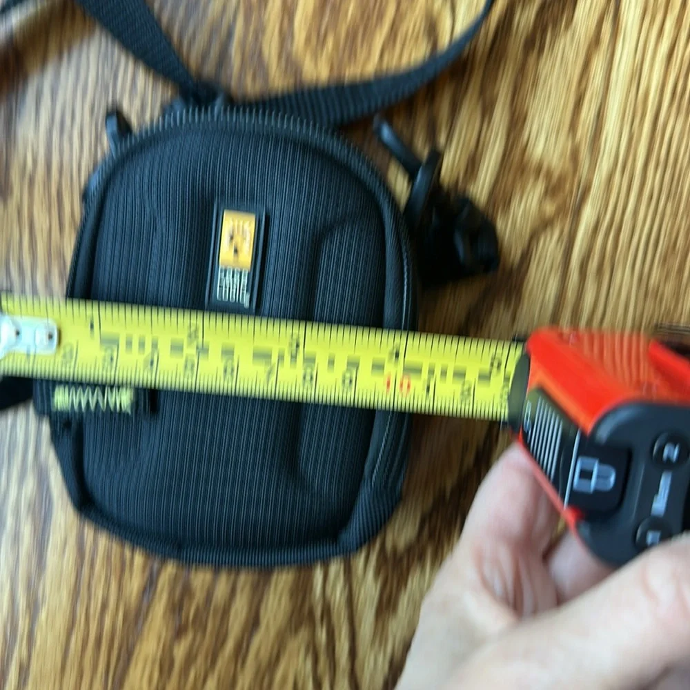 Case Logic Black  Case With Strap